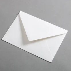 Colorplan Briefumschläge DIN B6 nassklebend spitze Klappe Altweiß