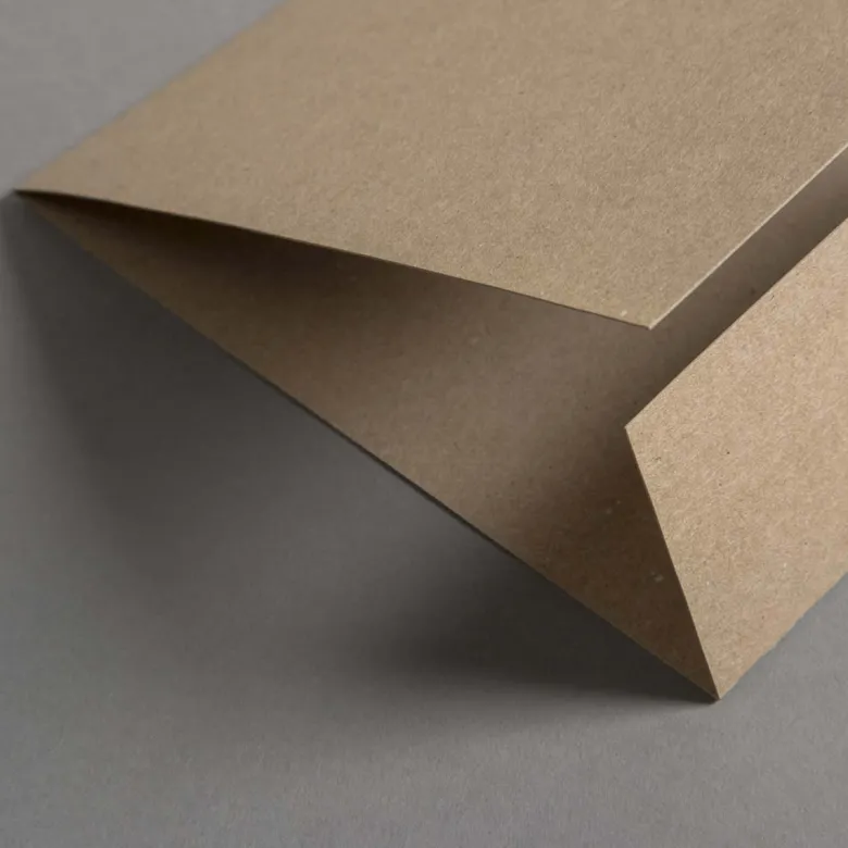 Kraftpapier Muskat Klappkarten quadratisch 148 x 150 mm